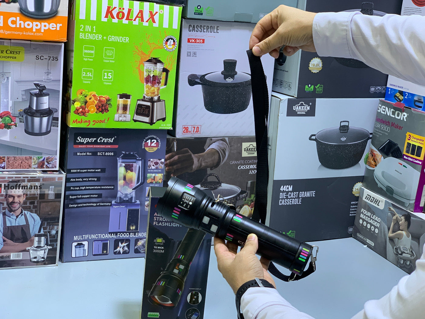 Coba Aluminum Allay Flashlight, Handheld Torch Model: CB-W518