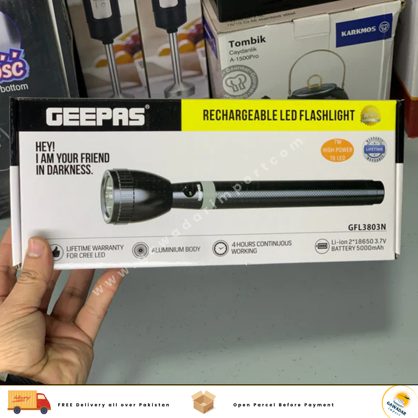 Rechargeable Geepas Handheld Flashlight 4 Hours Backup Aluminum Body and Li-ion 2*18650 3.7v Battery 5000mAh