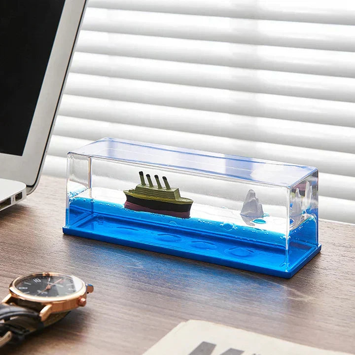Gawadar Import™ Unsinkable Titanic Table Cruise Ship With Ice Block